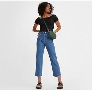 Levis premium denim ribcage straight ankle jean.